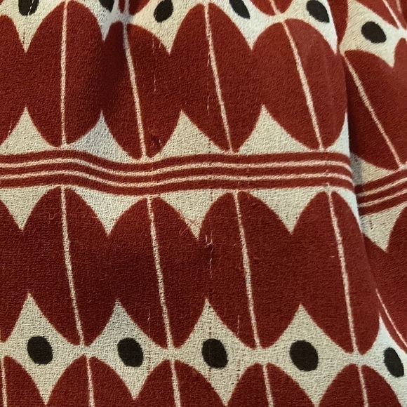 Sophia Max red patterned long sleeve dress with smocking, size small - Picture 10 of 10